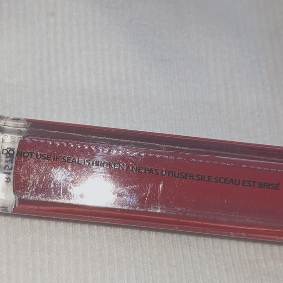 Milani HP! Amore (11-Precious) Matte Lip Creme Mauve - Picture 7 of 10
